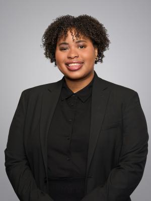 Headshot of Alexis Grady