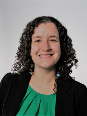 Juliana Vengoechea-Barrios Headshot
