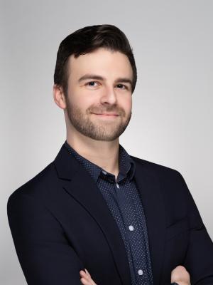 Headshot of Matt Simmons